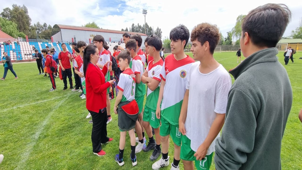 El equipo de baloncesto masculino de nuestro colegio Leonardo Da Vinci ...